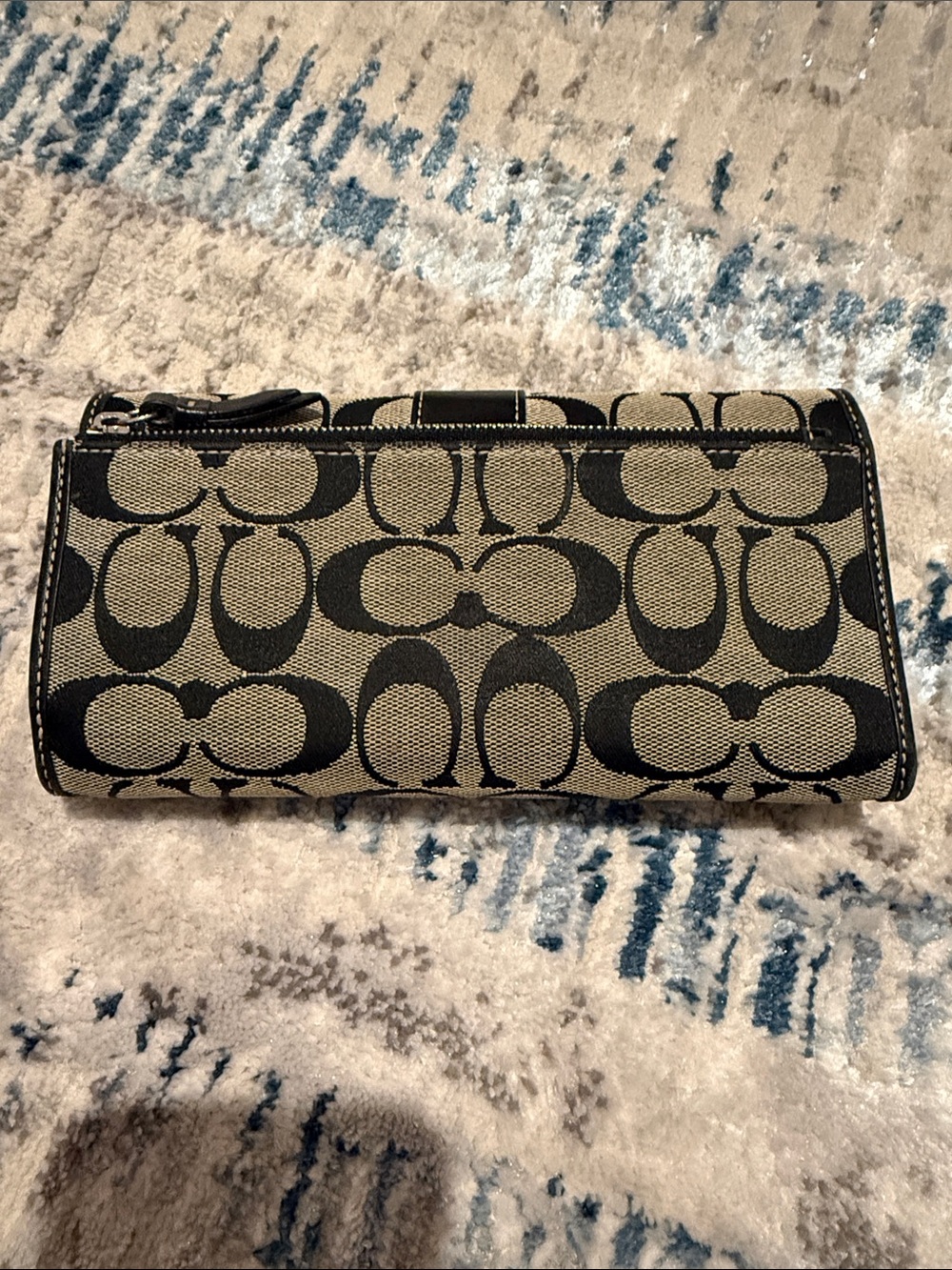 Coach Khaki and Black Signature Continental Wallet - Picture 2 of 4